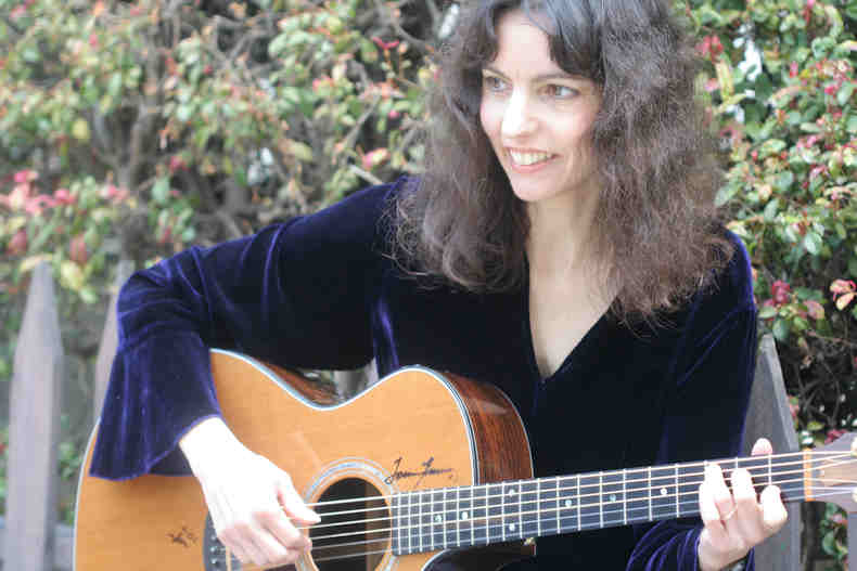 Helen Avakian – Salon Stage