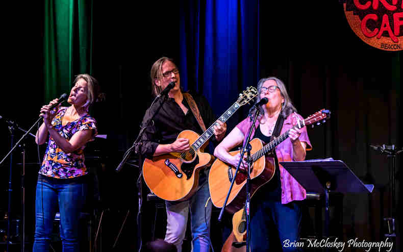 Us! Judy Kass, Glen Roethel, Amy Soucy – Salon Stage