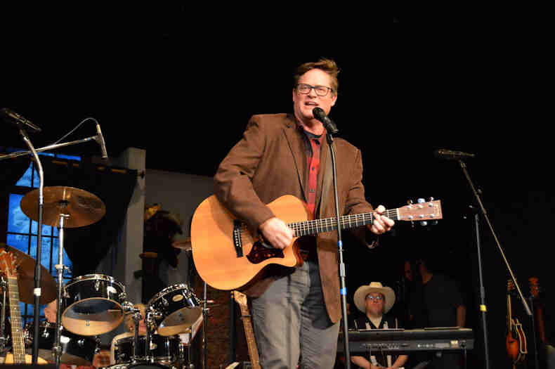 Sunday Brunch with Don Lowe – Salon Stage