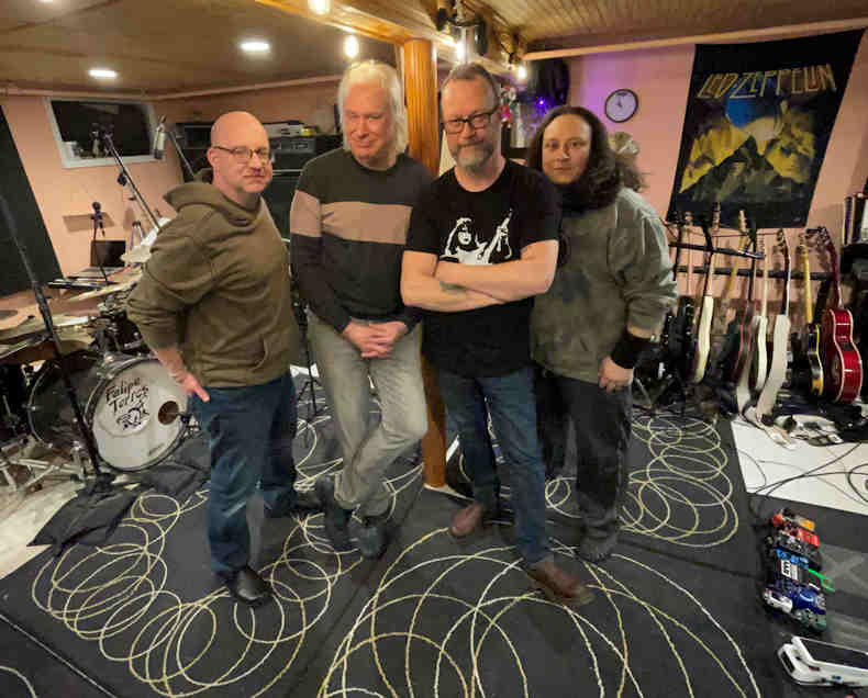 Joe Duraes & The Skills – Salon Stage