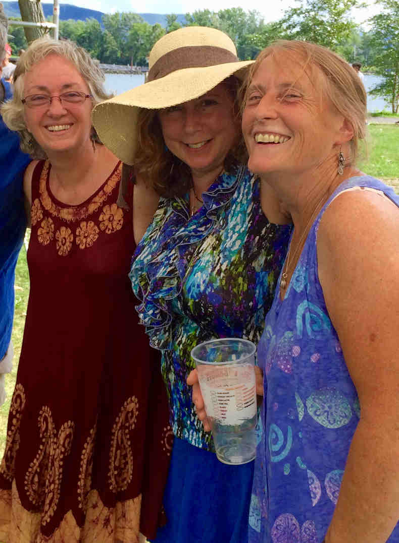 The Trouble Sisters – Salon Stage