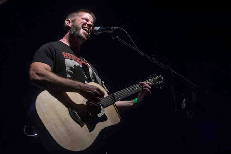 Superunknown: Solo Acoustic Chris Cornell Tribute